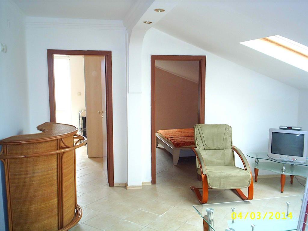 Apartments Bravo 1-Vichevi Sunny Beach Oda fotoğraf